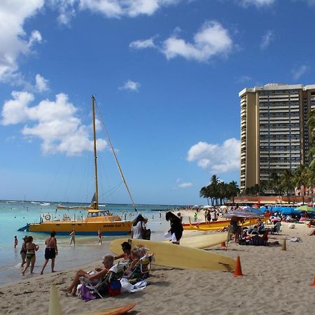 Aloha Suites Waikiki Honolulu Bagian luar foto