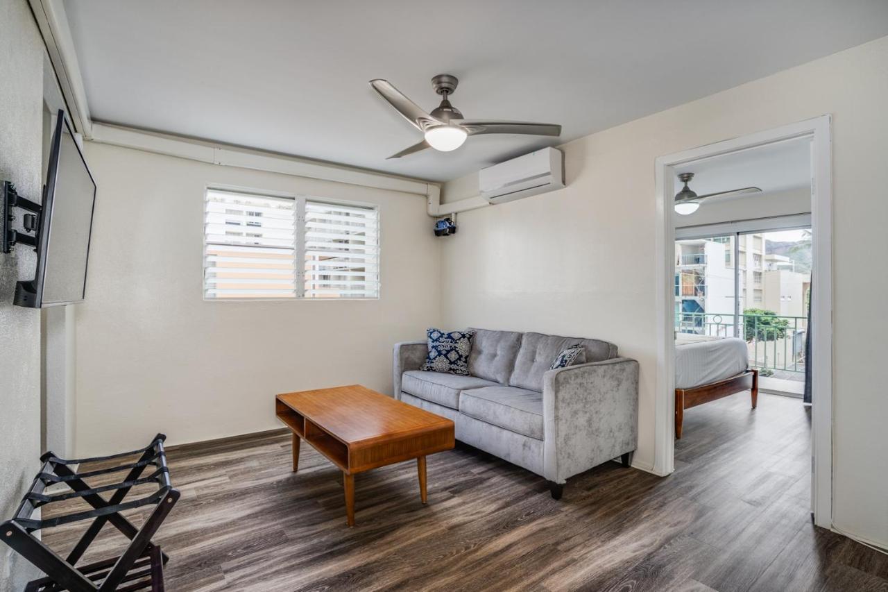 Aloha Suites Waikiki Honolulu Bagian luar foto