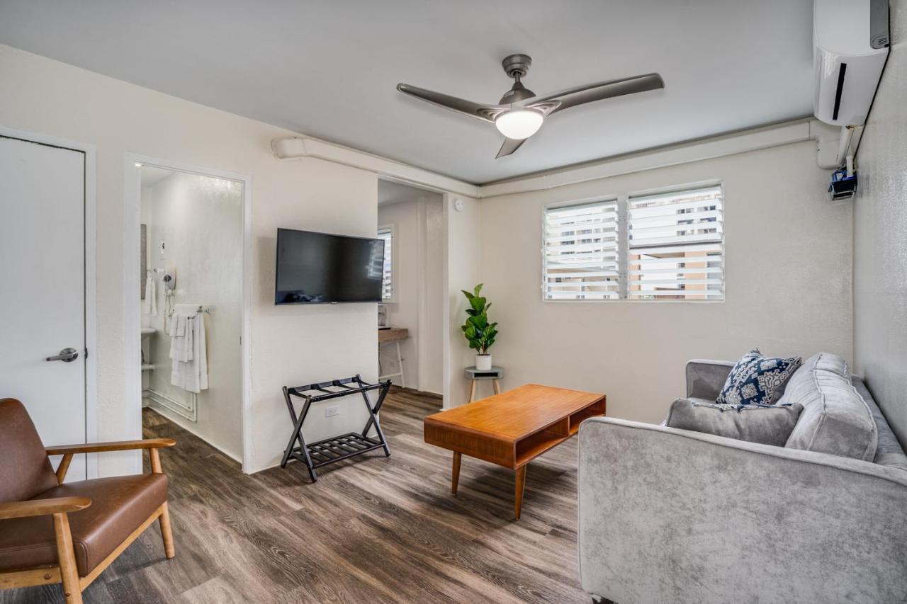 Aloha Suites Waikiki Honolulu Bagian luar foto