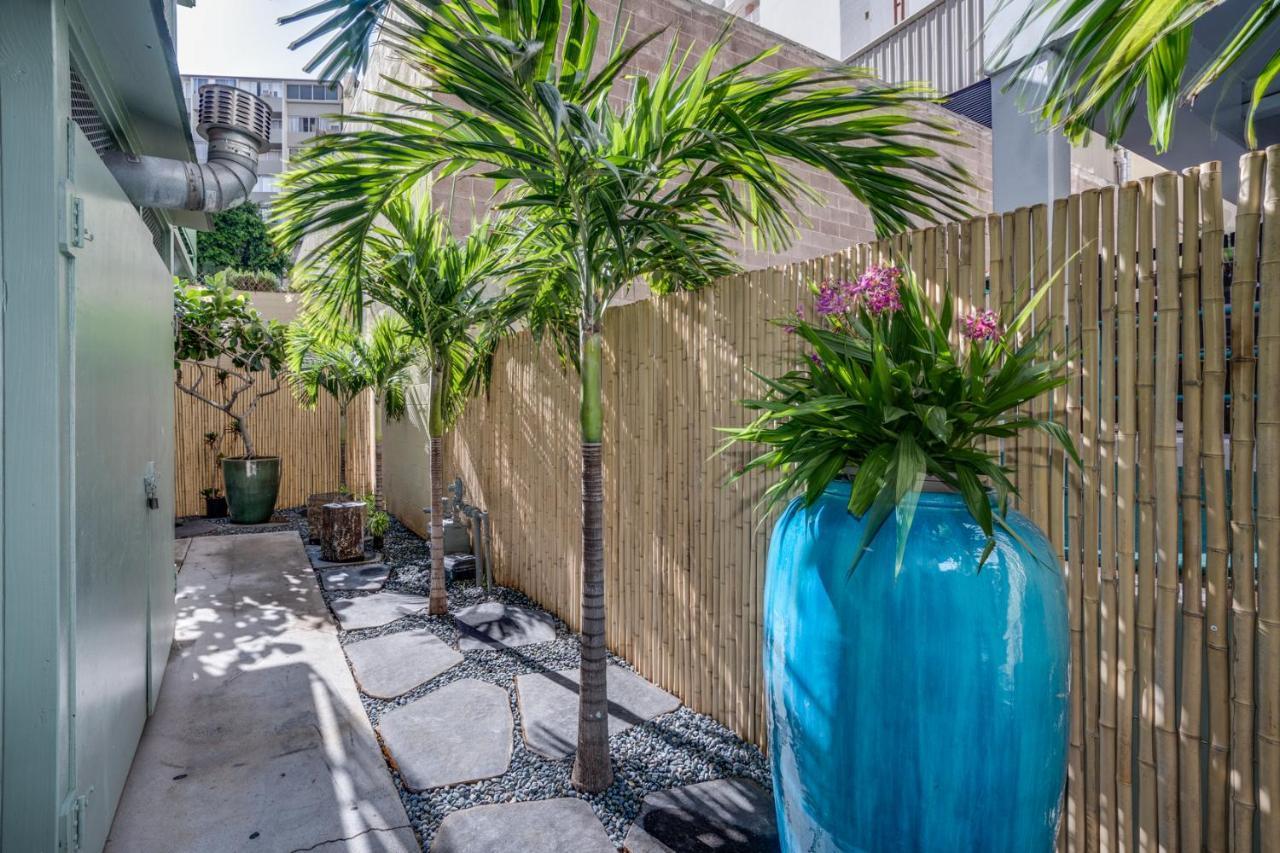 Aloha Suites Waikiki Honolulu Bagian luar foto