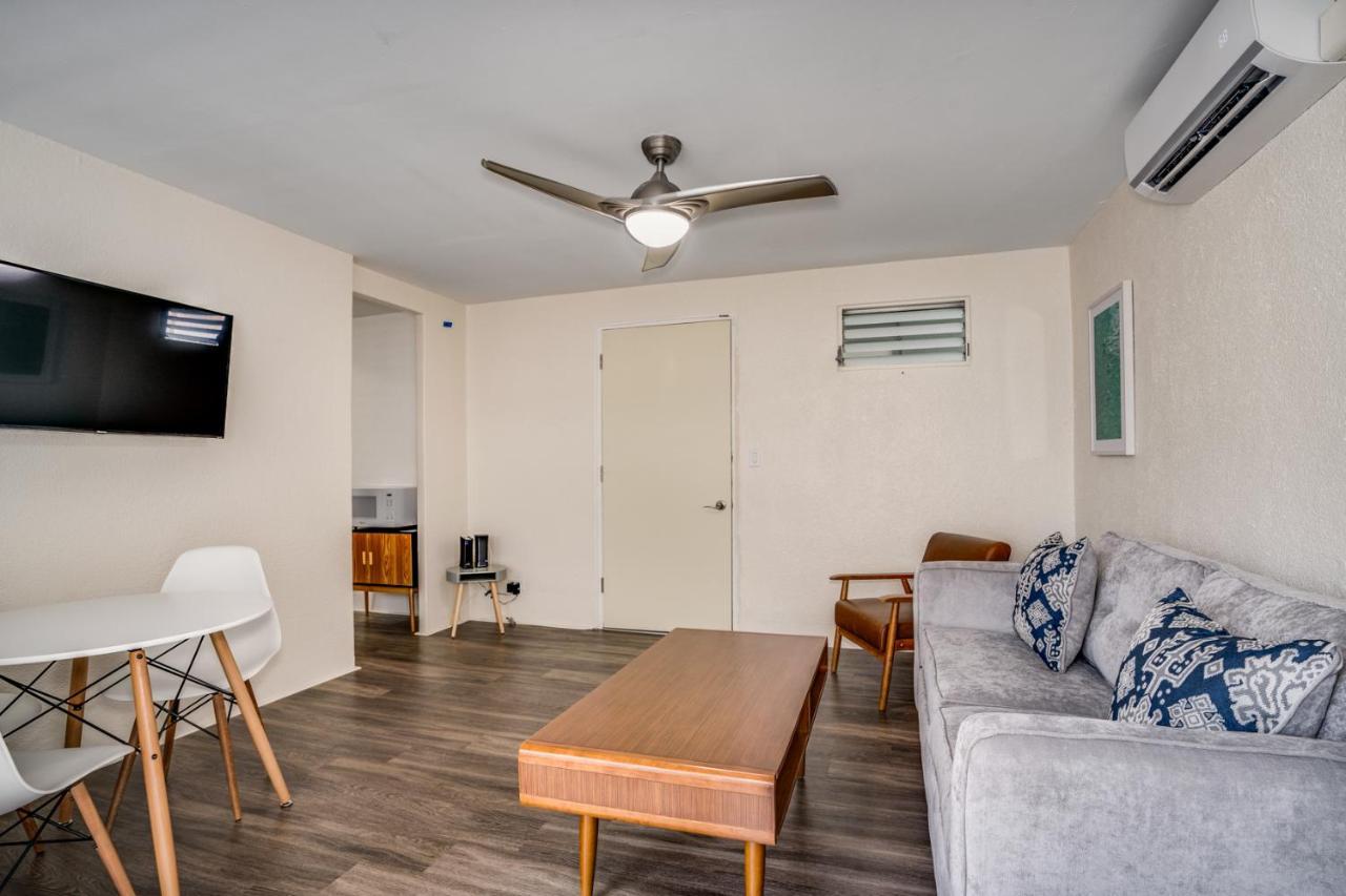 Aloha Suites Waikiki Honolulu Bagian luar foto